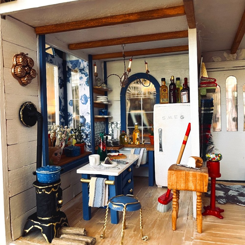 Dollhouse RENO part 2 of 4 - Picture 16 of 17